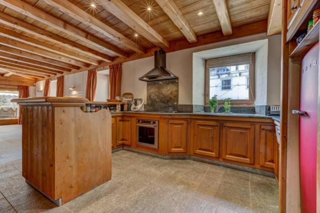 Spacious 3-Bed In The Heart Of Chamonix Exteriör bild